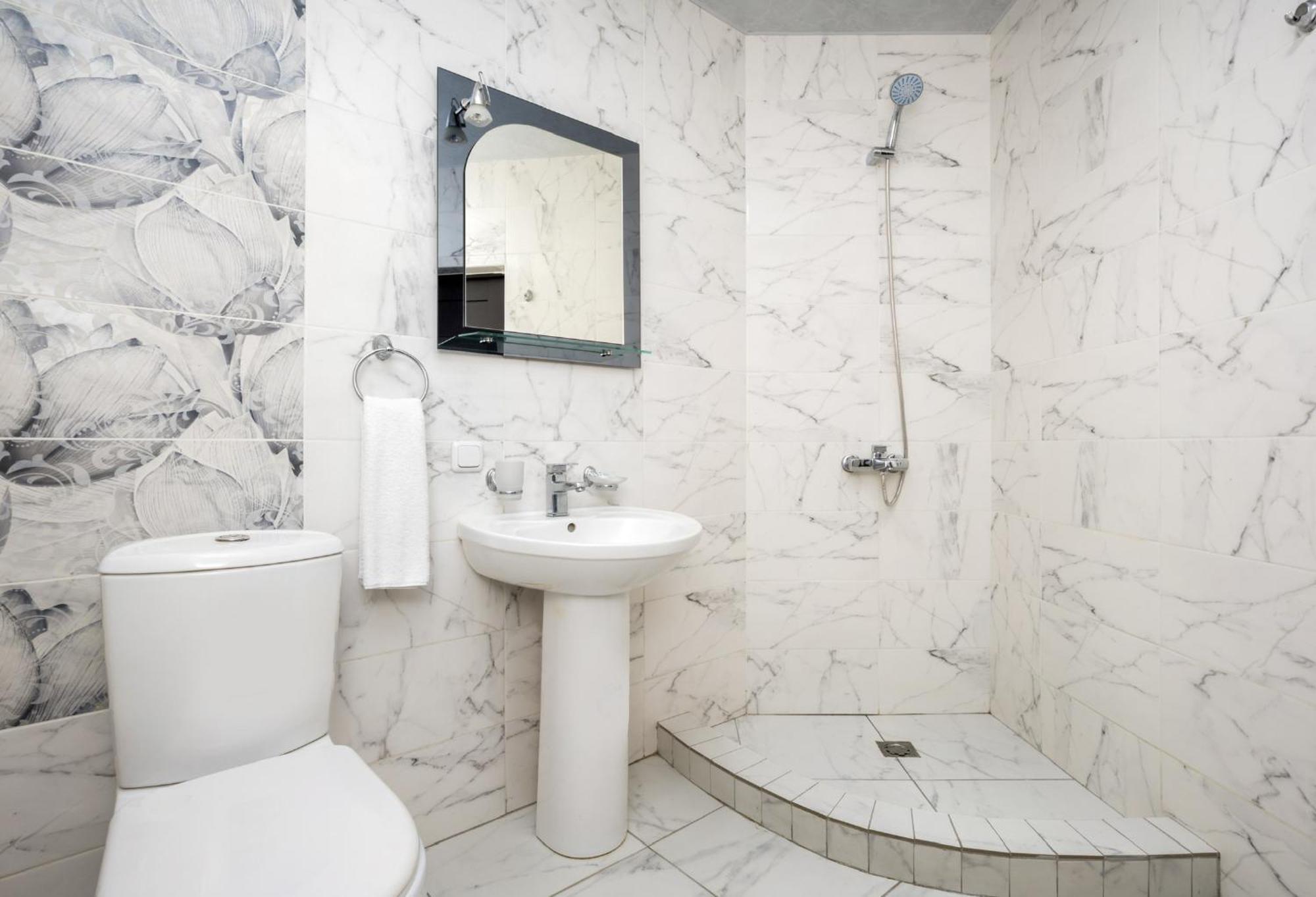 2 Bedrooms 2 Bathrooms Large And Lux Apartment Best Location Yerevan Exterior photo